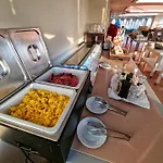 City Hotel Otel 4*