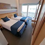 City Hotel Отель