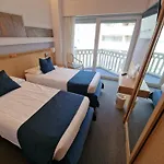 City Hotel Отель 4*