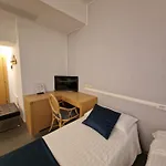 City Hotel Отель