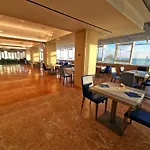 City Hotel Отель Сенигаллия