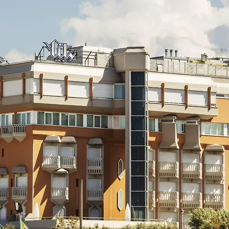 城市酒店 西尼加利亚