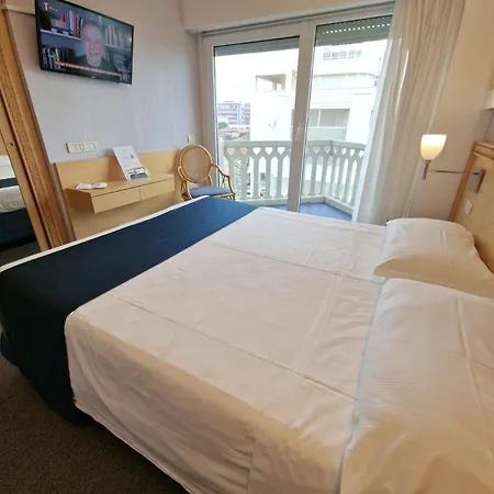 City Hotel ホテル