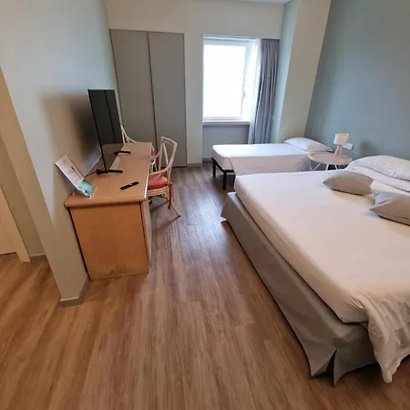 City Hotel 4*