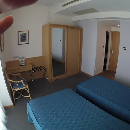 City Hotel سينِغاليا