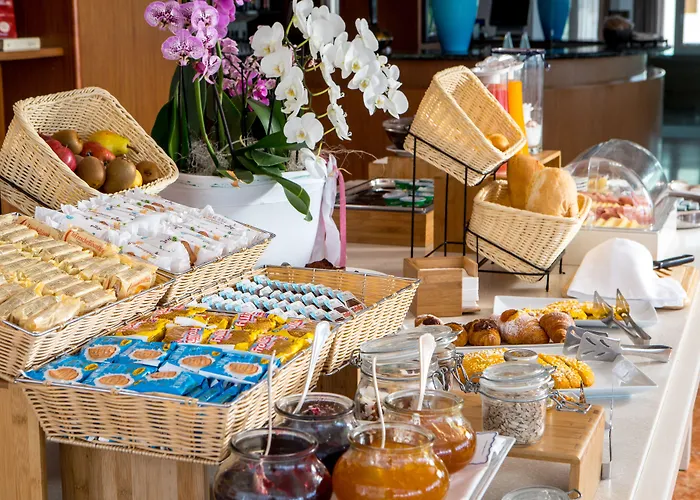 City Hotel 4* سينِغاليا