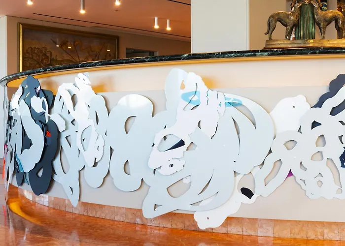 فندق City Hotel 4*