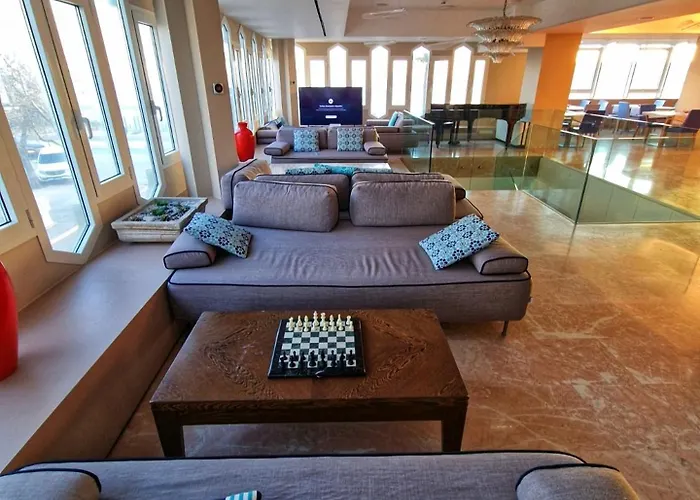 City Hotel سينِغاليا